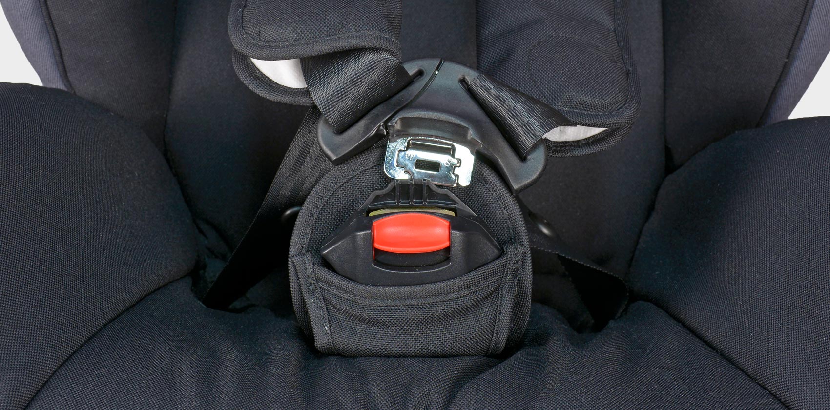 BeSafe iZi Combi X4 Isofix застёгивание ремней