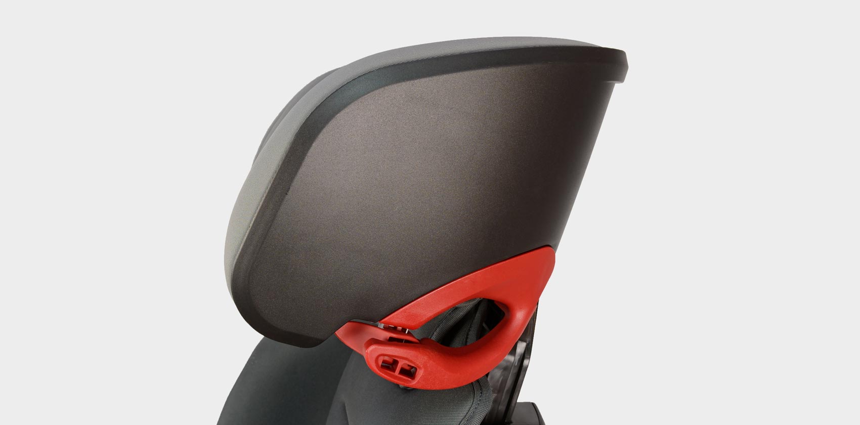 Britax Römer Advansafix IV R направляющая для плечевого ремня