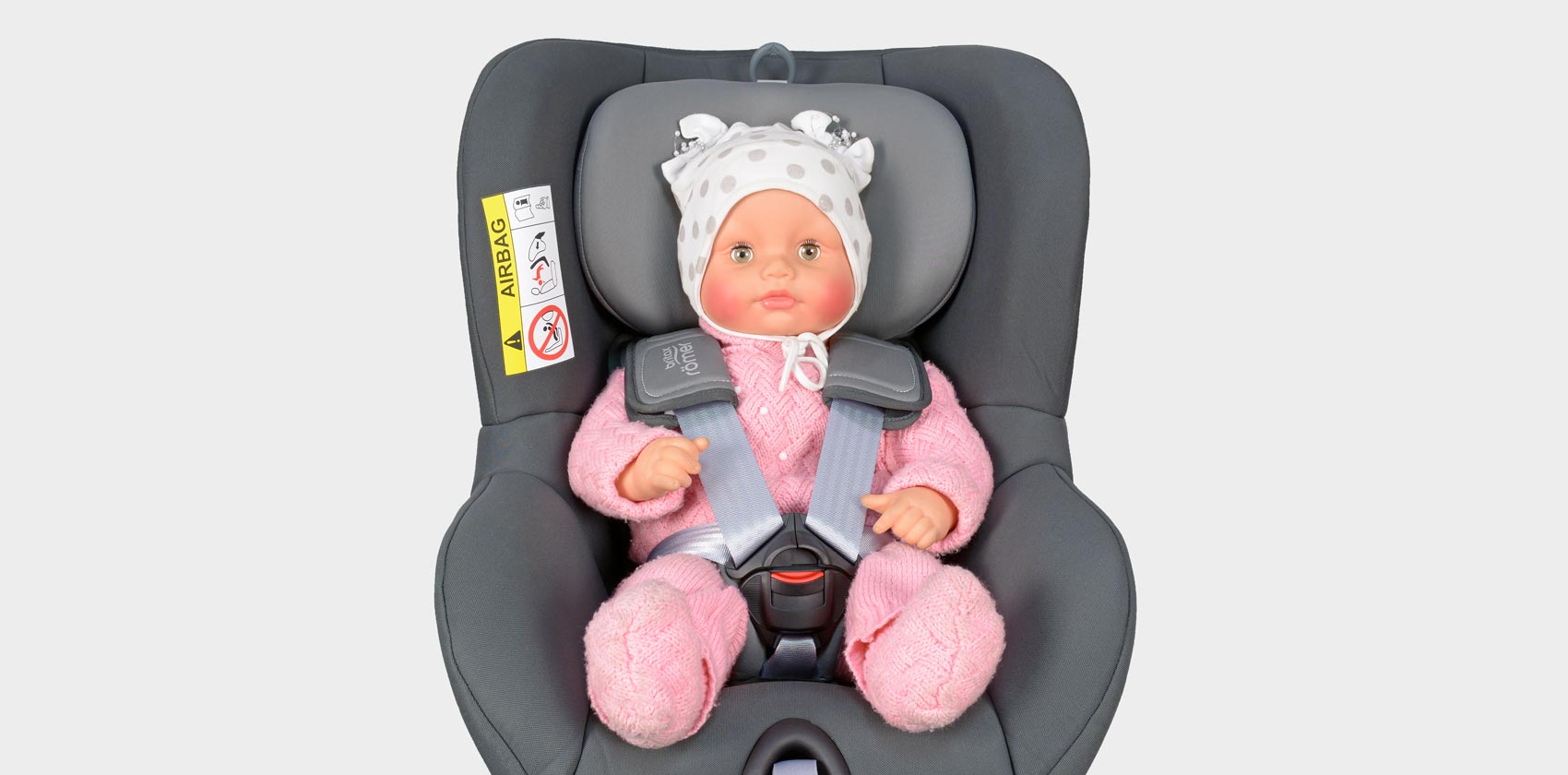 Britax Römer Dualfix² R фиксация ребёнка