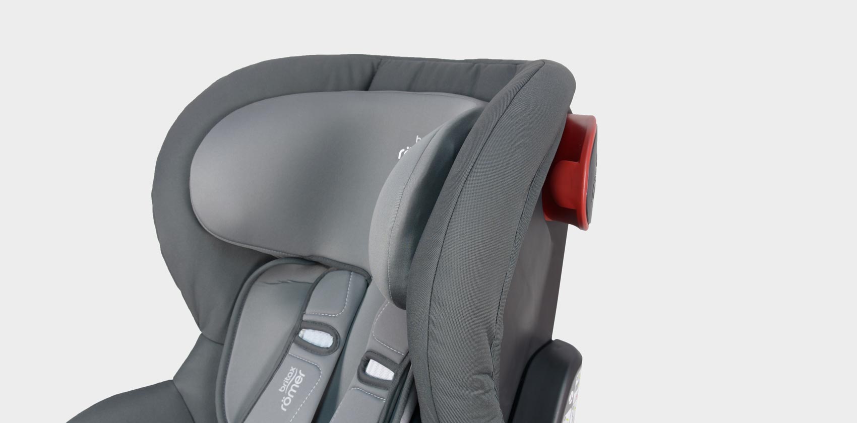 Britax Römer King II боковая защита