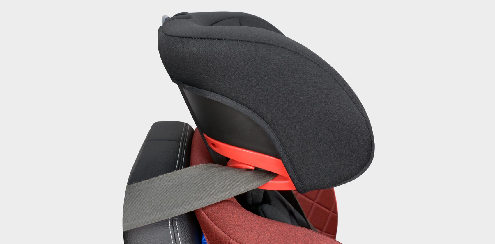 Coletto Cascade isofix пристёгивание ремнём