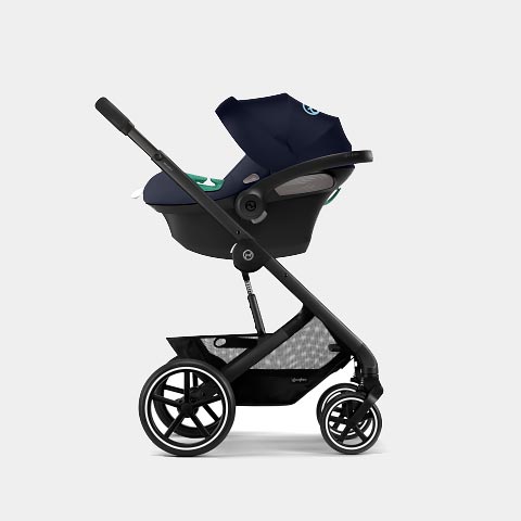 Cybex Aton S2 i-Size - на коляске