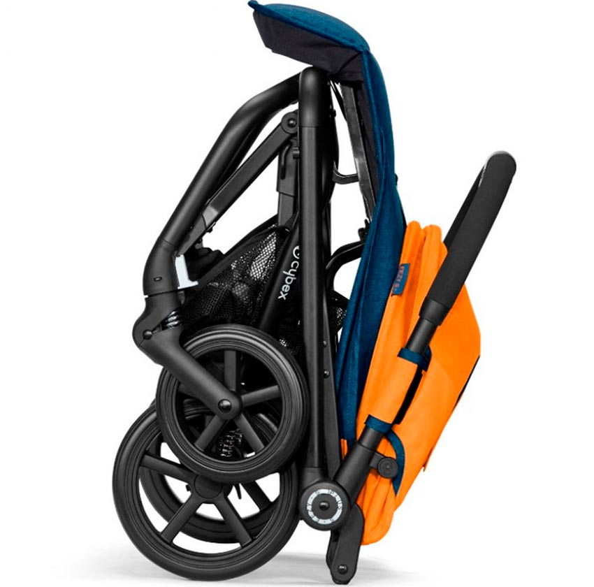 Коляска прогулочная Cybex Eezy S Plus - в сложенном виде