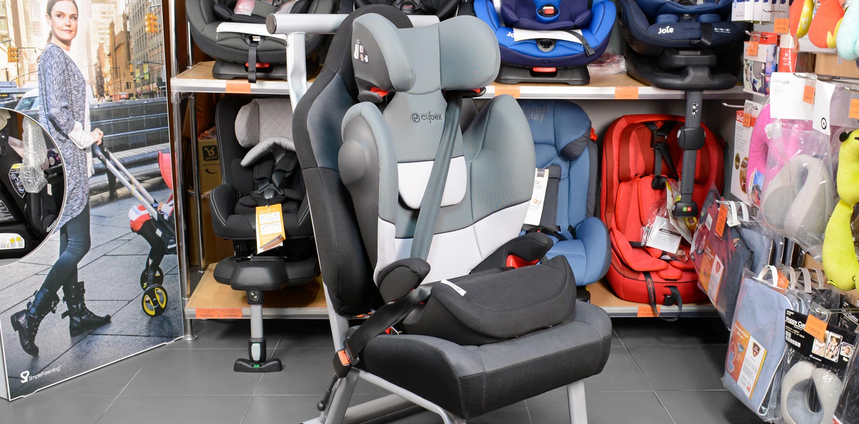 Cybex Pallas M-Fix SL пристёгивание ремнём