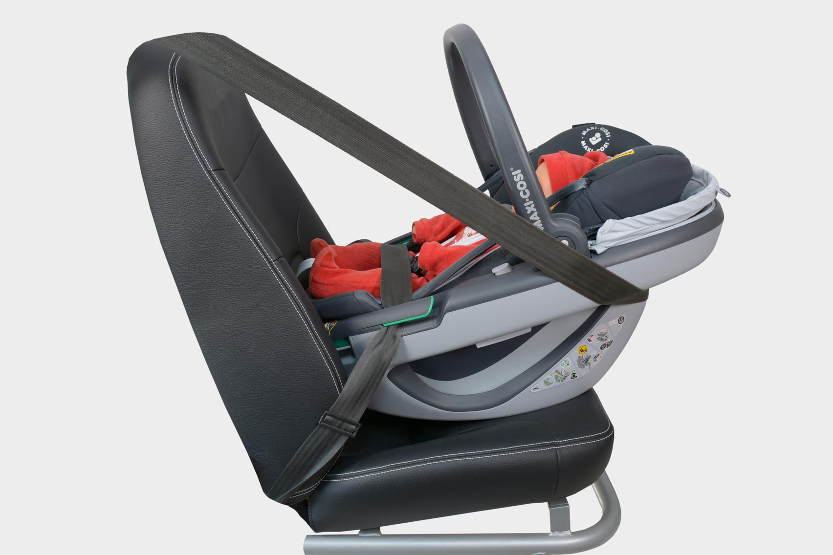 Maxi-Cosi Coral Установка в автомобиле