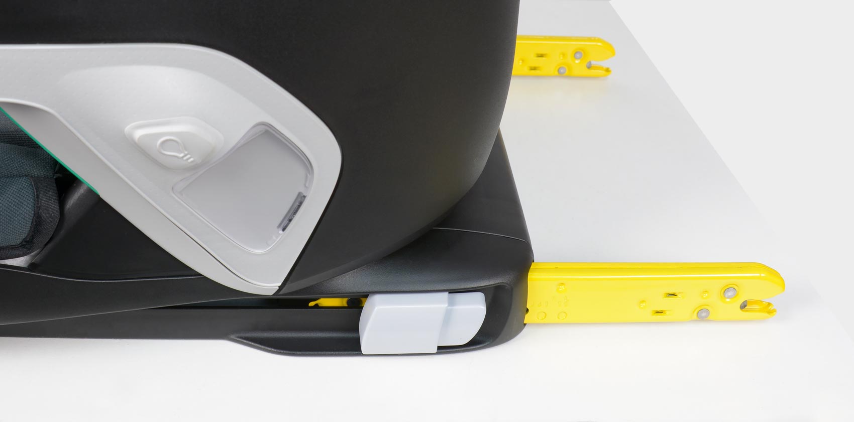 Maxi-Cosi Kore Pro i-Size крепление isofix