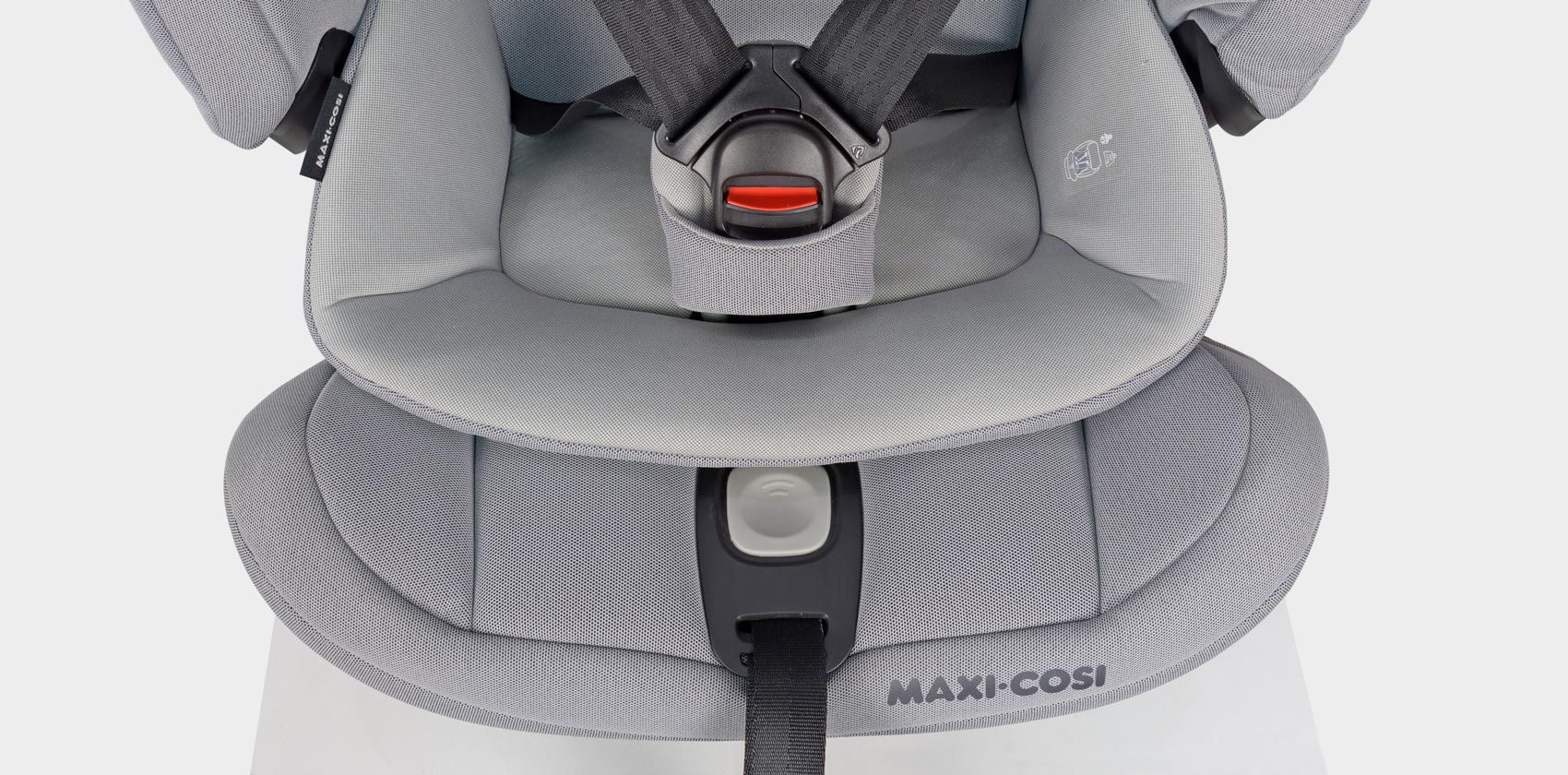 Maxi-Cosi Titan Pro лямка натяжения ремней 