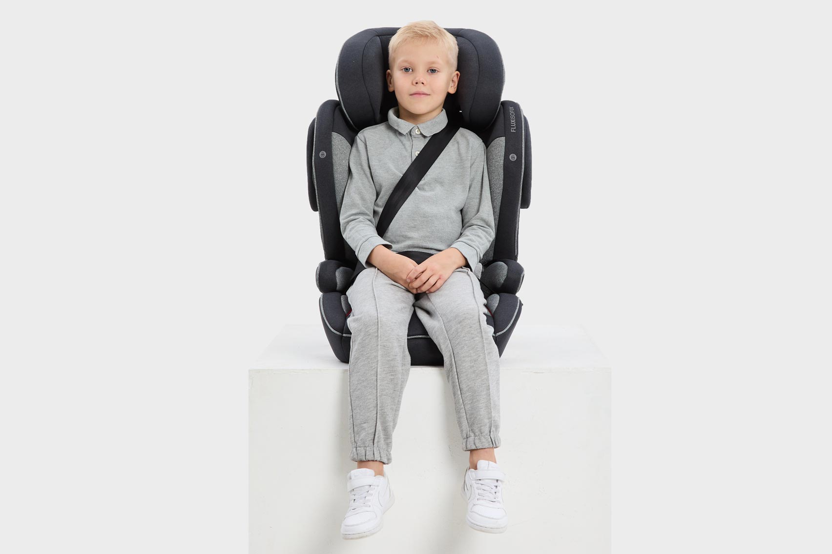 Osann Flux Isofix фиксация ребёнка группа 2-3