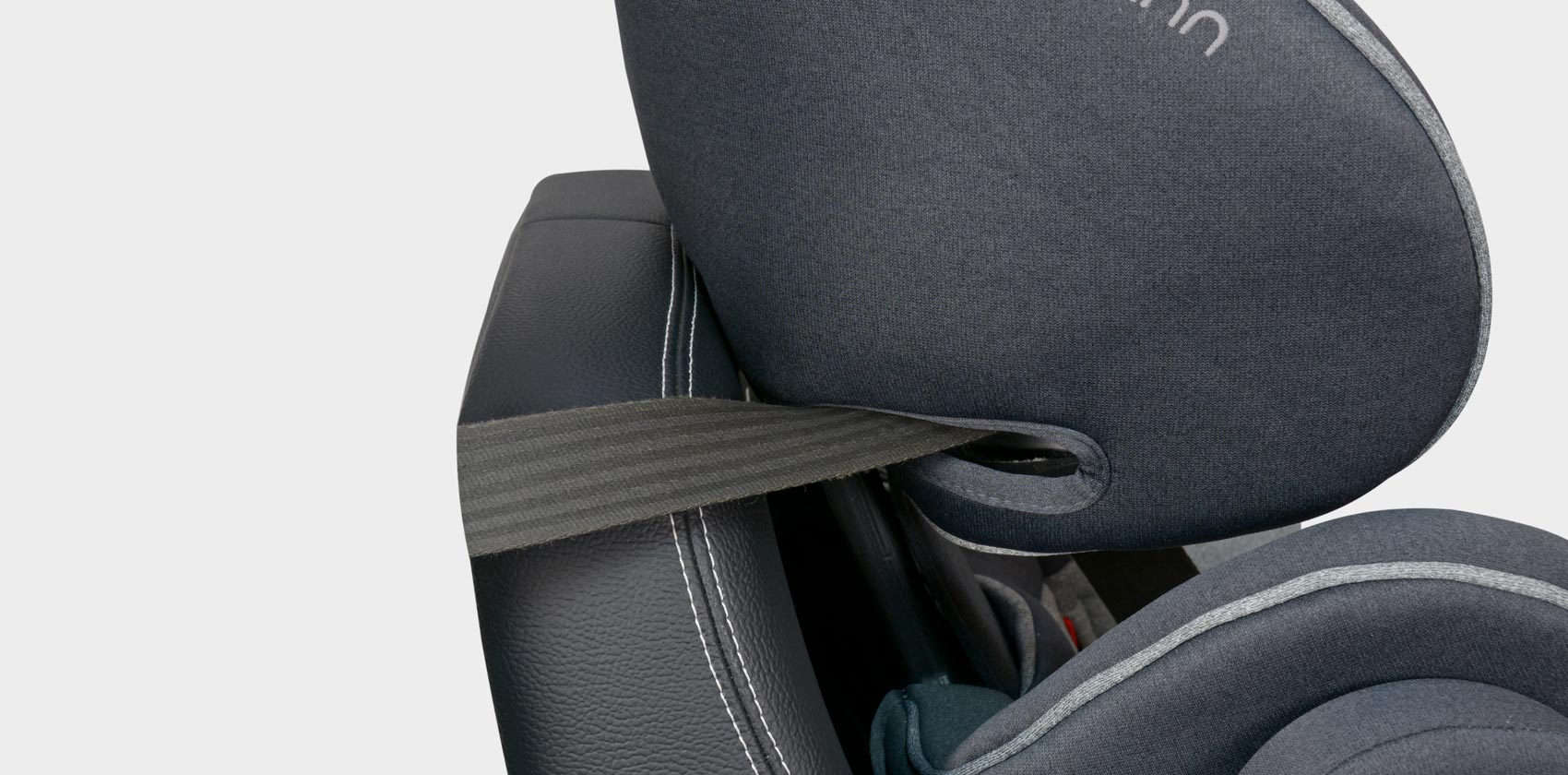 Osann Flux Isofix фиксация ребёнка группа 2-3