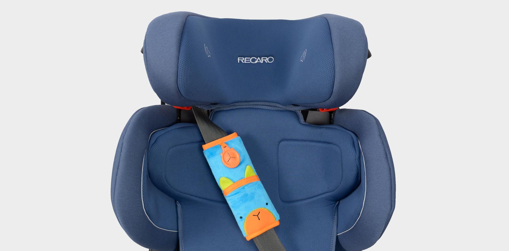 Recaro Mako Elite с накладкой на ремень Ben Bat