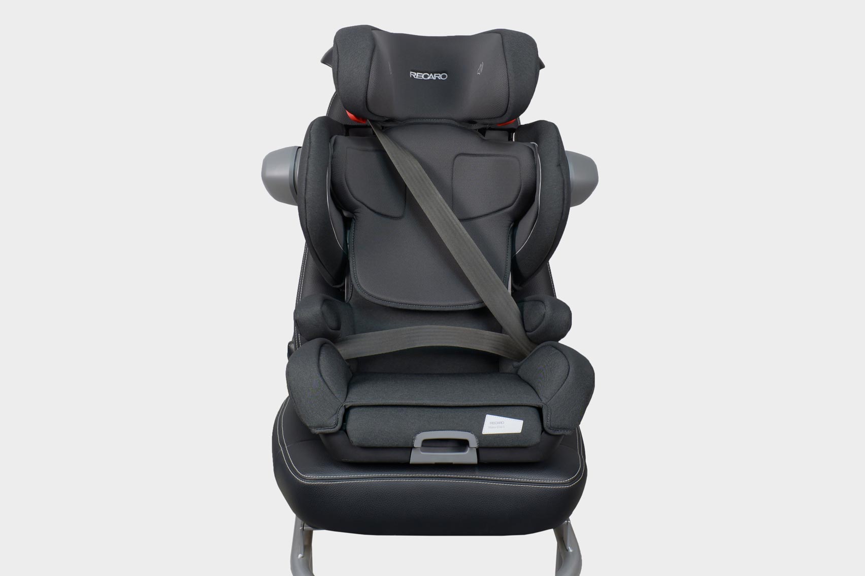 Recaro Mako Elite 2 фиксация ребёнка и кресла трехточечным ремнём